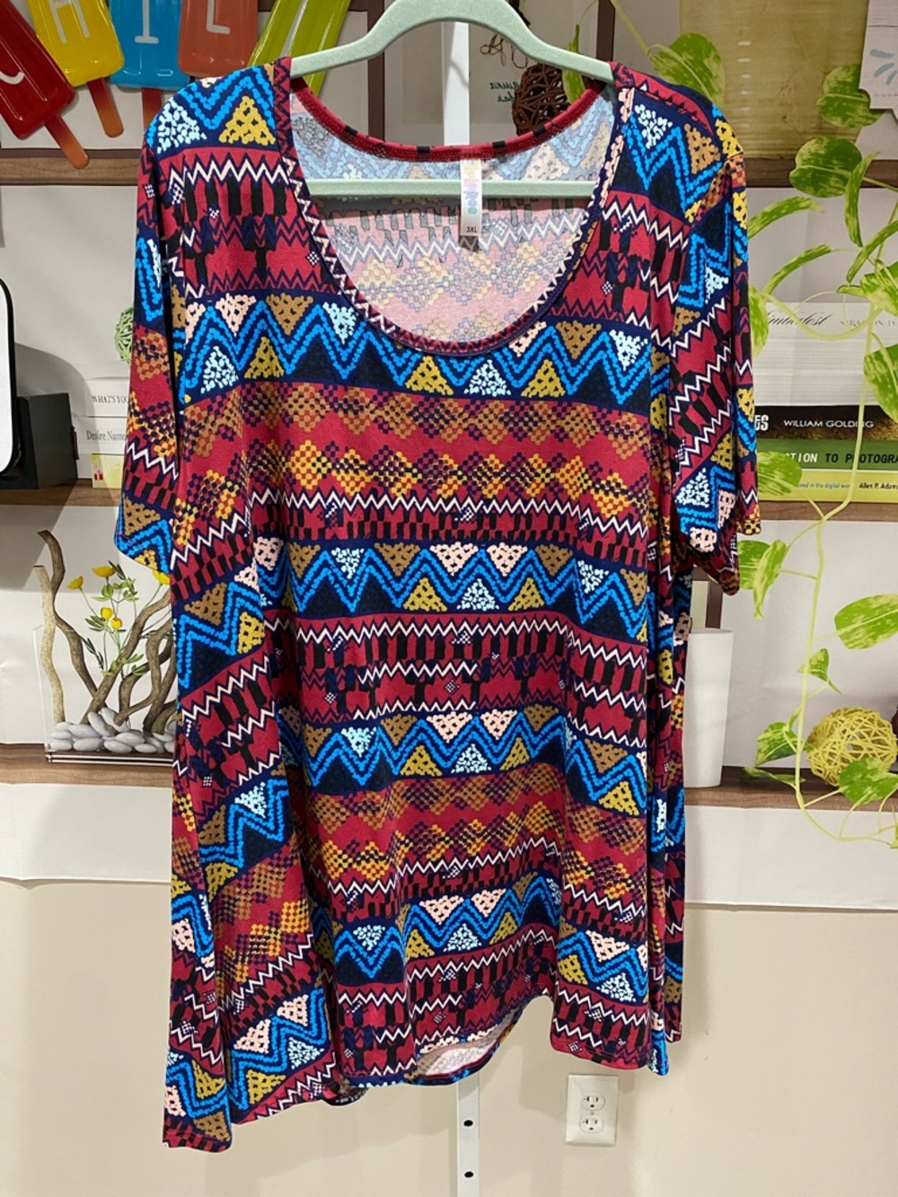 LuLaRoe Multicolor Aztec Scoop Neck Top 3 X. Ptp is 26.